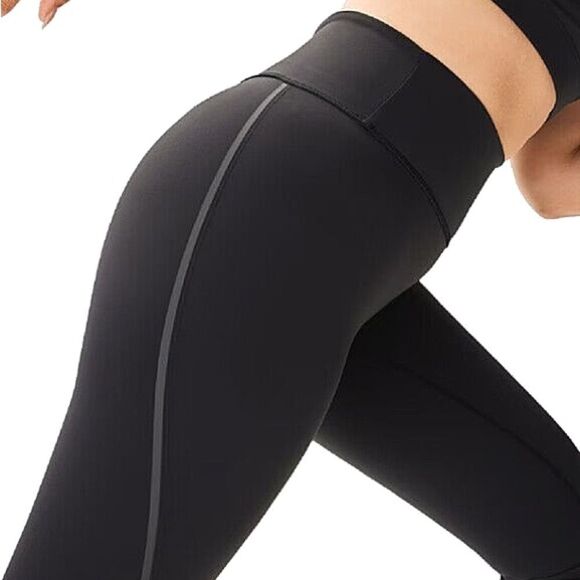 Outdoor Voices • SuperForm Contour Leggings - Picture 2 of 5